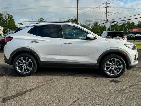 Used 2023 Buick Encore GX Essence w/ Advanced Technology Package AWD/4WD image 2