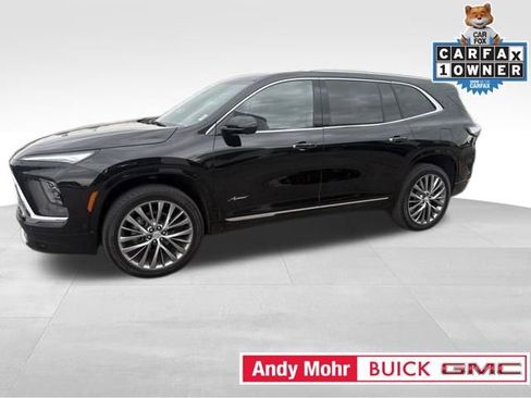 Used 2025 Buick Enclave Avenir AWD/4WD image 4