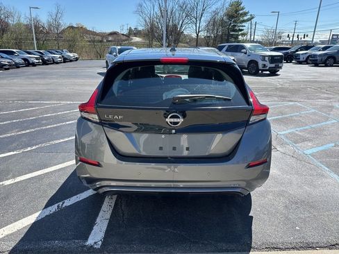 Used 2024 Nissan Leaf S image 7