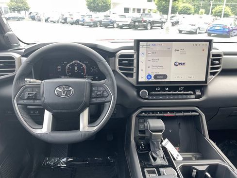 New 2026 Toyota Tundra Limited AWD/4WD image 20