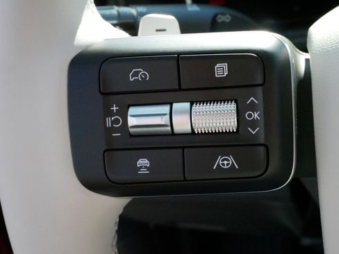 Used 2024 Hyundai Santa Fe Limited image 25