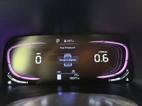 Used 2023 Kia Soul LX w/ Option Group 015 FWD image 27
