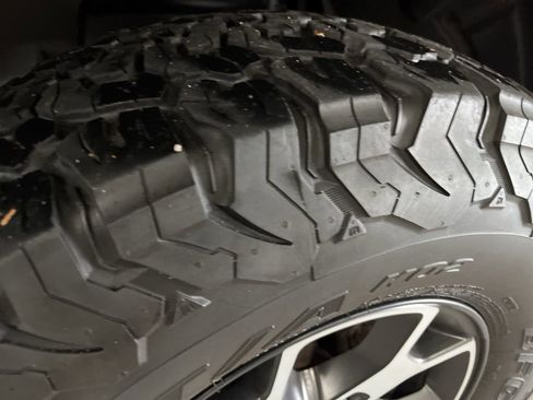 Used 2022 Jeep Wrangler Unlimited Rubicon w/ Steel Bumper Group image 3