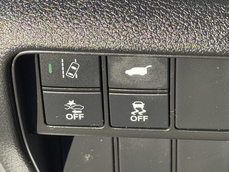 Used 2021 Honda CR-V Touring image 27