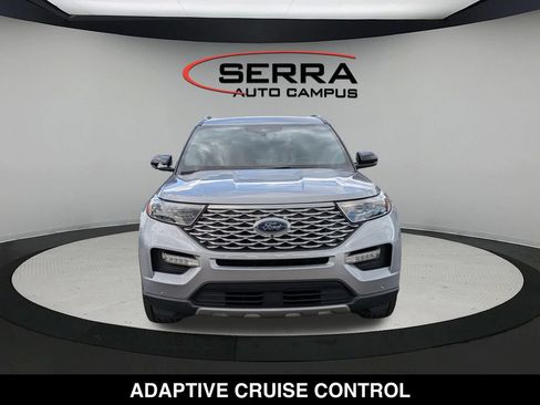 Used 2022 Ford Explorer Platinum w/ Equipment Group 601A AWD/4WD image 2
