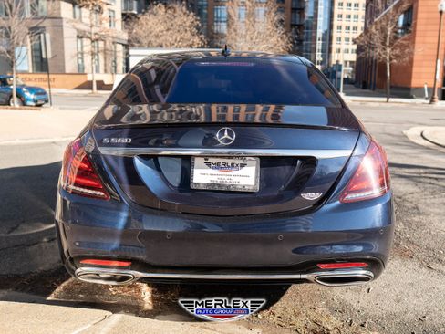 Used 2018 Mercedes-Benz S 560 Sedan w/ AMG Line Exterior image 6