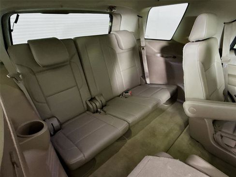 Used 2016 GMC Yukon SLT w/ Open Road Package image 28