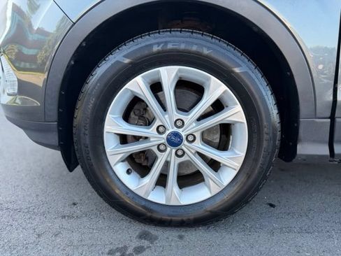 Used 2017 Ford Escape SE AWD/4WD image 27