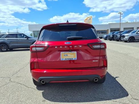 Certified 2024 Ford Escape ST-Line Elite AWD/4WD image 6