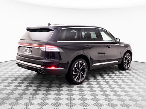 Used 2020 Lincoln Aviator Reserve w/ Equipment Group 202A AWD/4WD image 5