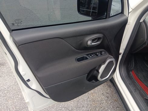 Used 2021 Jeep Renegade Sport AWD/4WD image 11