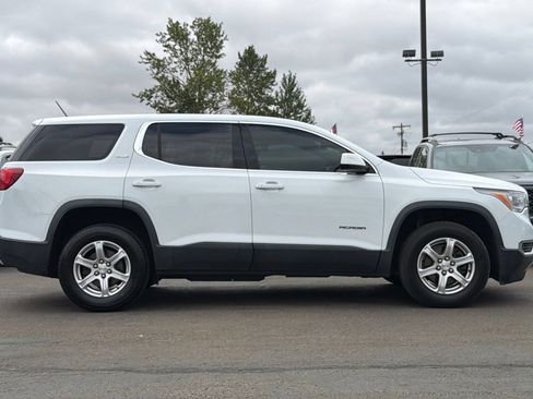 Used 2019 GMC Acadia SLE FWD image 2