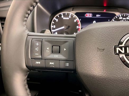 New 2026 Nissan Rogue SV FWD image 29