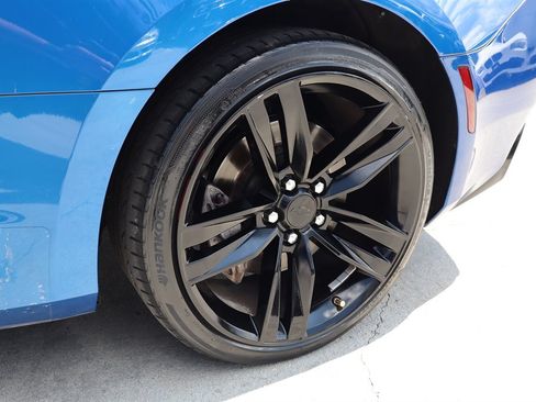 Used 2016 Chevrolet Camaro SS RWD image 18