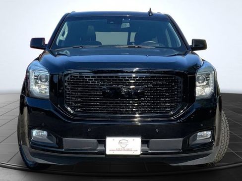Used 2018 GMC Yukon Denali w/ Open Road Package AWD/4WD image 3