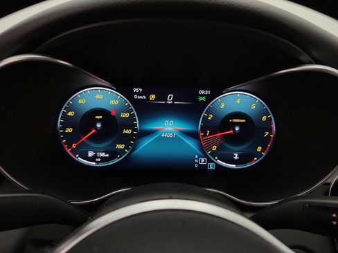 Used 2021 Mercedes-Benz C 300 Sedan image 10