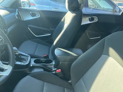 Certified 2024 Kia Soul LX w/ Option Group 015 image 7