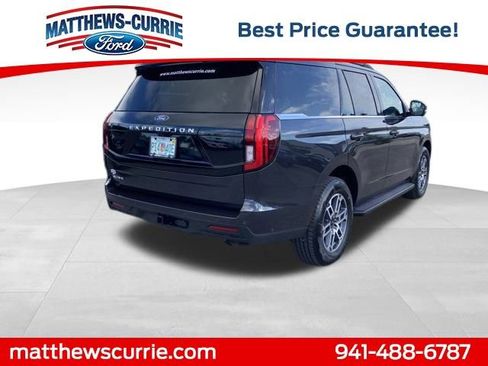 New 2025 Ford Expedition Active image 4