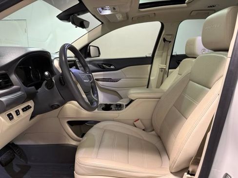 Used 2020 GMC Acadia Denali w/ Technology Package AWD/4WD image 14