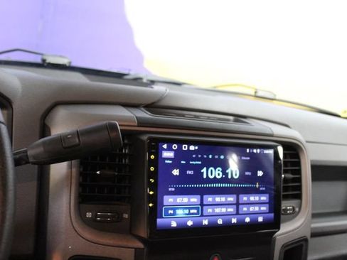 Used 2017 RAM 1500 ST w/ SXT Appearance Group AWD/4WD image 18