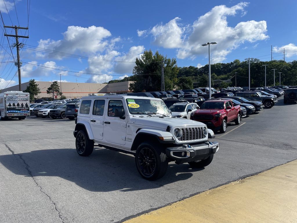 Certified 2024 Jeep Wrangler Unlimited Sahara AWD/4WD image 6