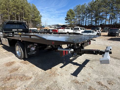 New 2025 RAM 5500 4x4 Regular Cab image 10