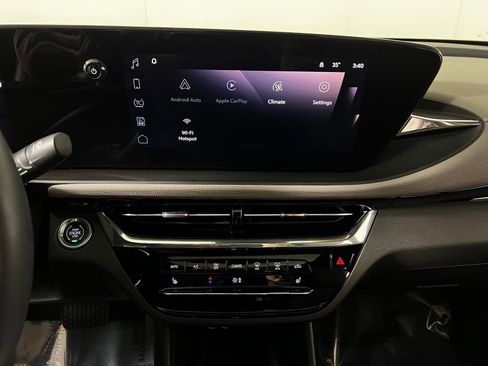 Used 2025 Buick Envista Avenir image 18