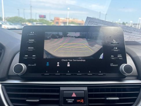 Certified 2019 Honda Accord LX image 19