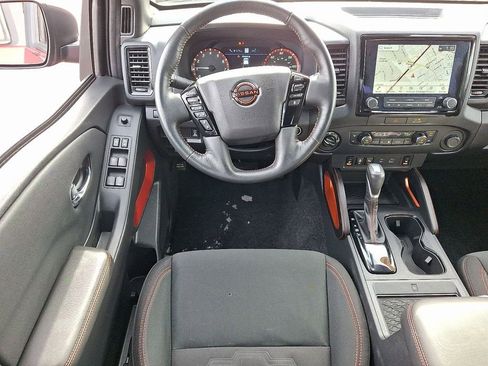 Used 2023 Nissan Frontier PRO-4X w/ Pro Convenience Package AWD/4WD image 12