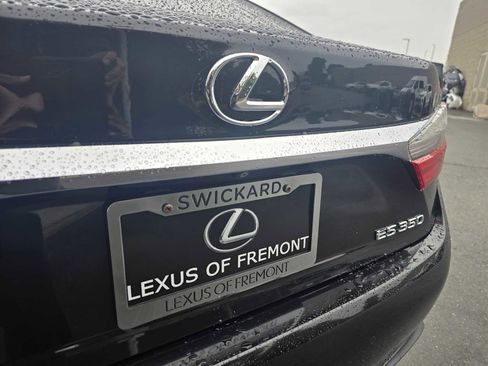 Used 2018 Lexus ES 350 w/ Navigation System Package image 16