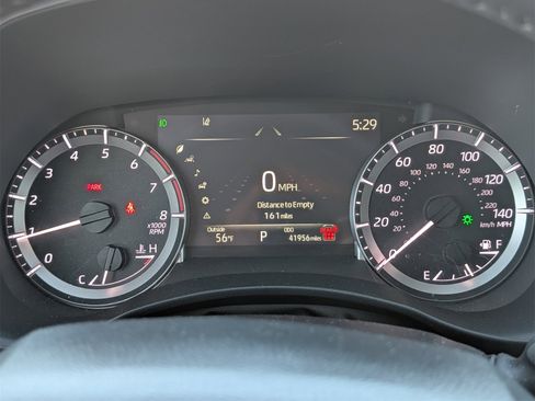 Used 2024 Toyota Highlander XLE image 25