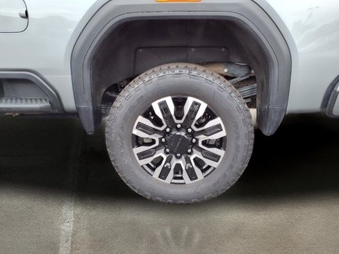 Used 2024 GMC Sierra 3500 Denali AWD/4WD image 23