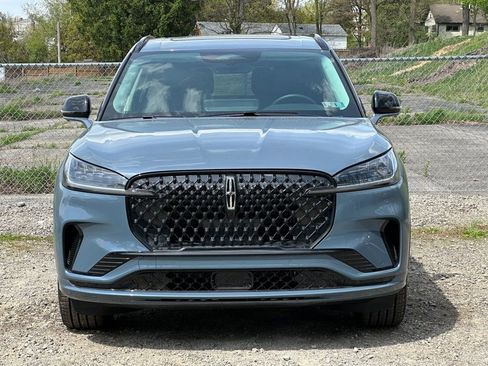 New 2026 Lincoln Aviator AWD image 31