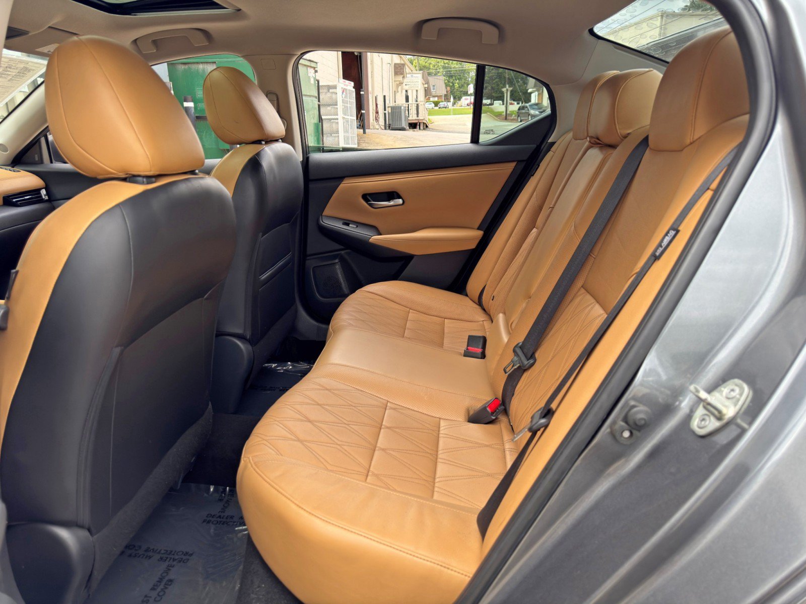 Used 2020 Nissan Sentra SV FWD image 35