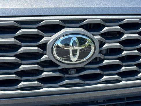 Used 2023 Toyota Tacoma TRD Off-Road w/ Advanced Technology Package AWD/4WD image 8