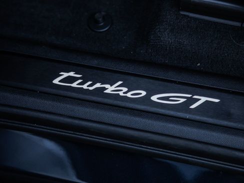 Certified 2024 Porsche Cayenne Turbo GT image 29