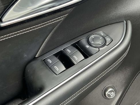 Used 2023 Buick Envision Preferred image 14