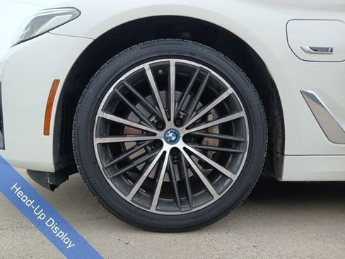 Used 2023 BMW 530e 530e iPerformance w/ HEADS UP image 5
