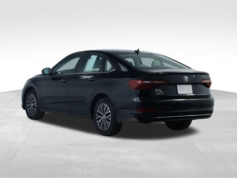 Used 2020 Volkswagen Jetta SE w/ SE Cold Weather Package FWD image 10
