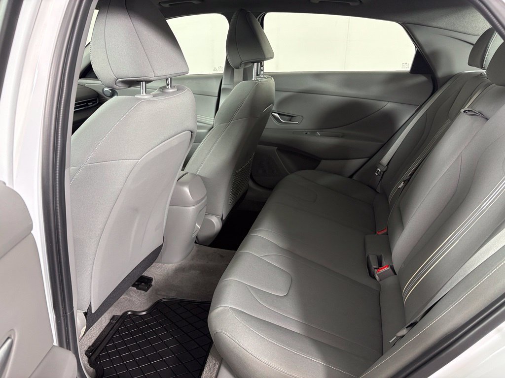 Used 2024 Hyundai Elantra SEL w/ Convenience Package FWD image 36