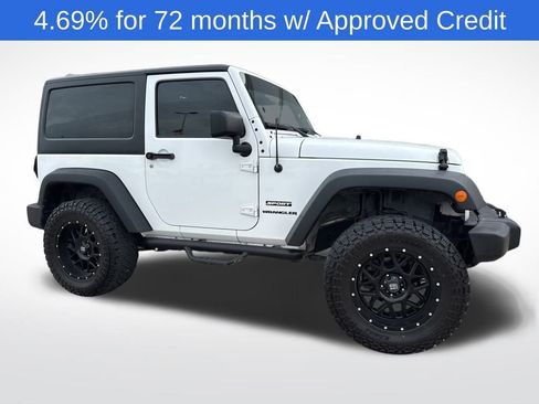 Used 2016 Jeep Wrangler Sport w/ Connectivity Group image 4