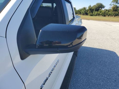 Used 2023 Chevrolet Colorado Z71 w/ Z71 Convenience Package 2 image 21