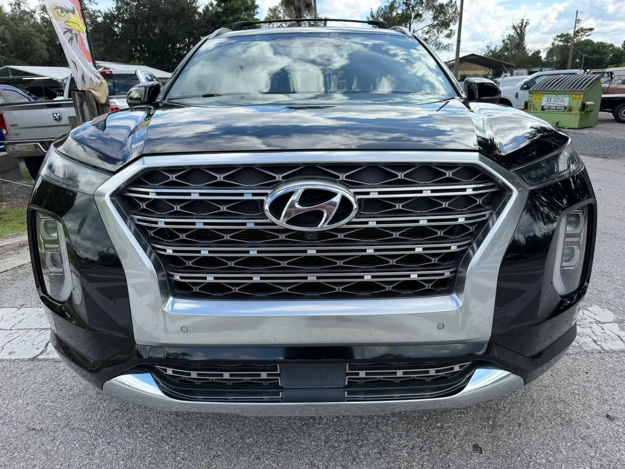 Used 2020 Hyundai Palisade Limited FWD image 2