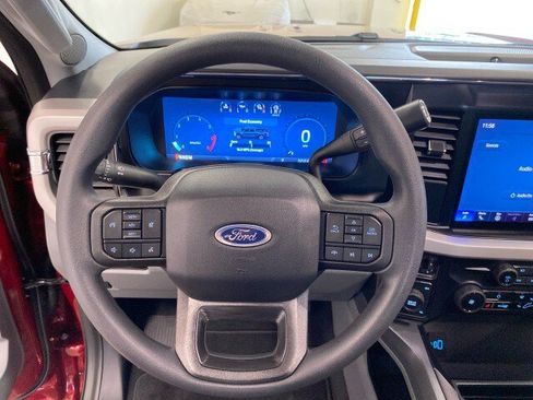 Used 2026 Ford F250 XLT w/ XLT Premium Package AWD/4WD image 19