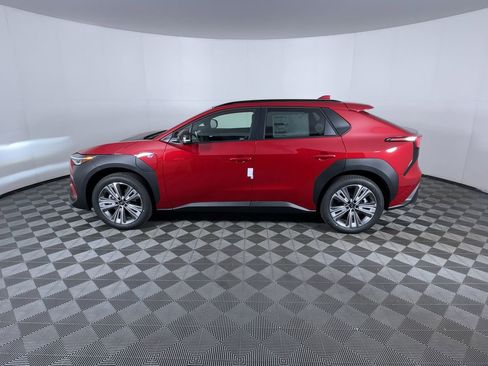 Used 2025 Subaru Solterra Limited w/ Limited Package image 5