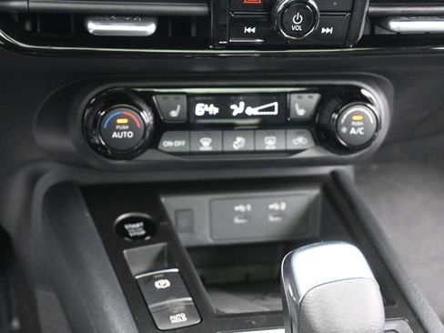 New 2026 Nissan Kicks SV AWD/4WD image 11