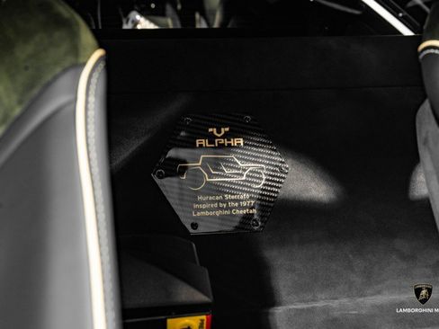 Used 2024 Lamborghini Huracan Sterrato image 55