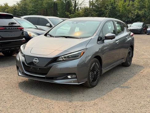 Used 2024 Nissan Leaf SV Plus FWD image 2