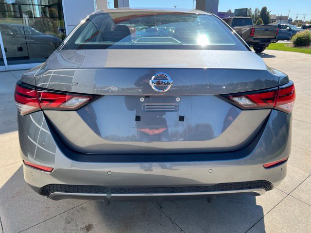 Used 2020 Nissan Sentra S w/ Trunk Package FWD image 6