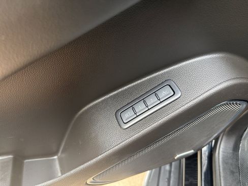 Used 2018 GMC Yukon SLT w/ Open Road Package image 14